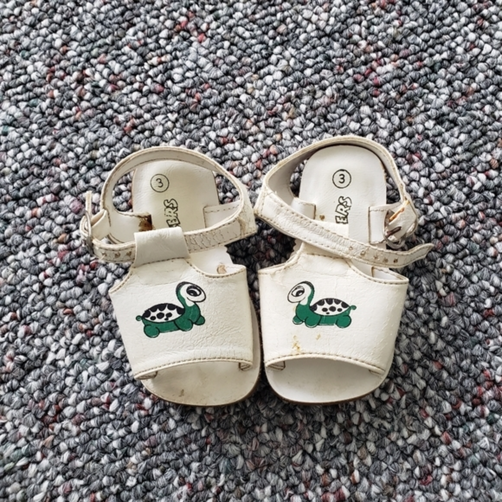Vintage 70s Turtle Baby Sandals‎